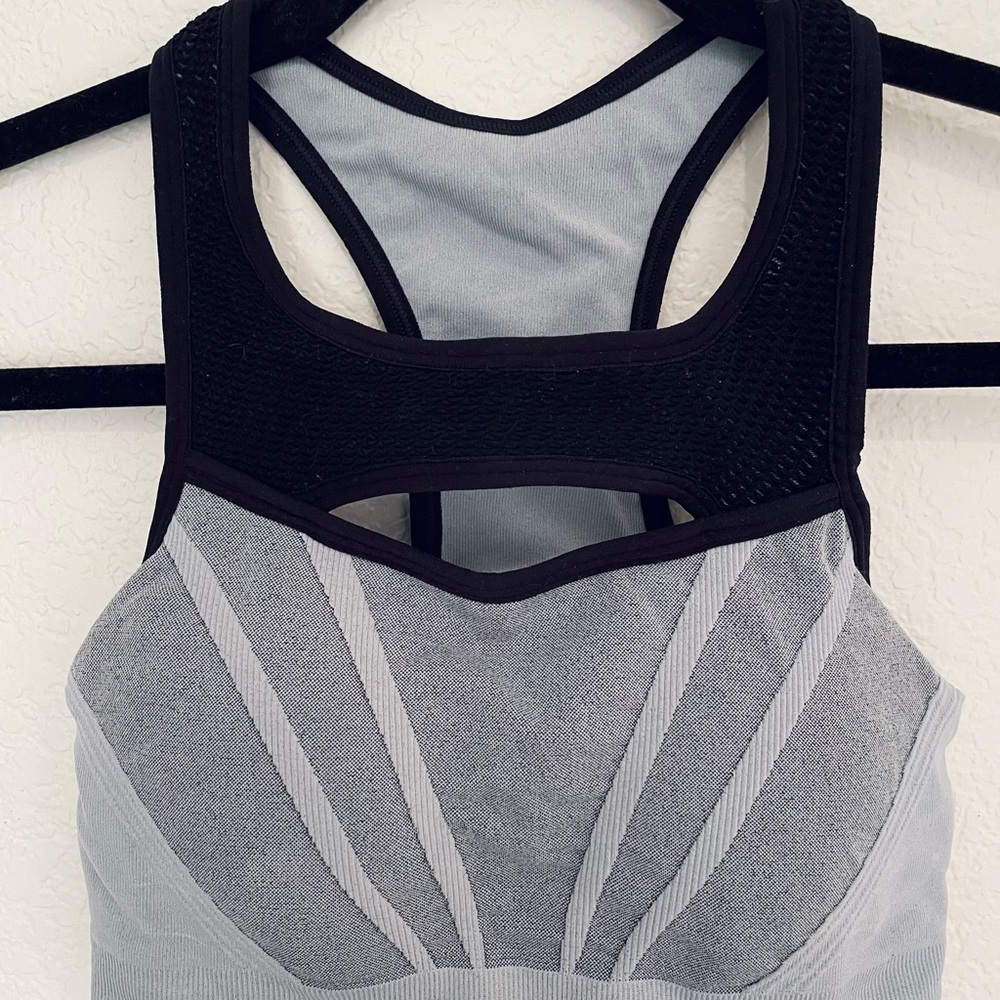Zella body sports bra.